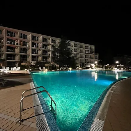 Sarafovo Atlantis 58 * Burgas